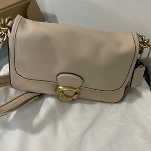 Coach Soft Tabby Ivory EUC